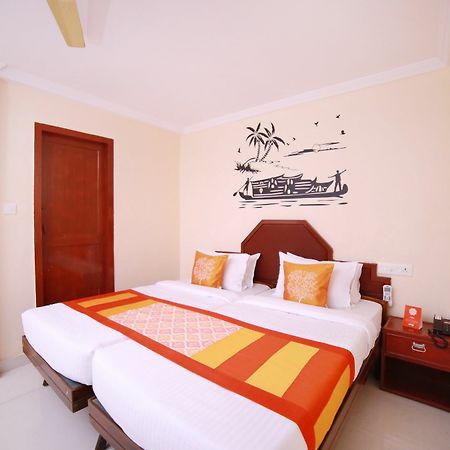 Oyo 7926 Hotel Fort View Thiruvananthapuram Kültér fotó